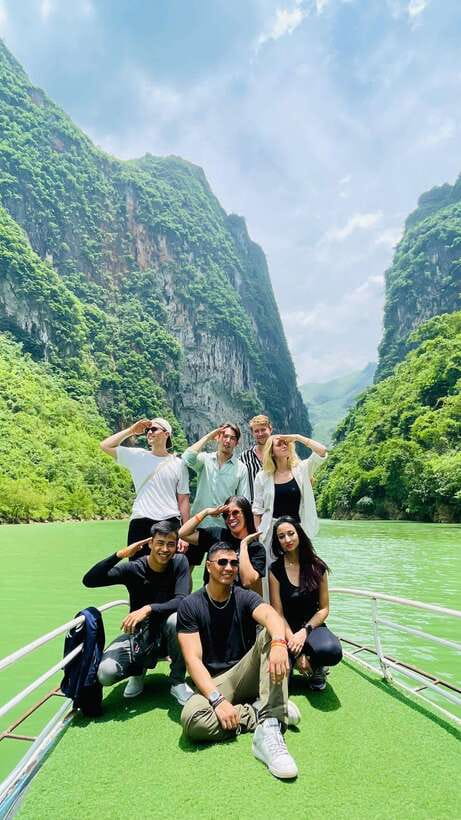 2-day Motorbike Ha Giang Loop Luxury Tour With Easy Rider - Group Size, Pacing, and Stops: Small Group Means Better Control