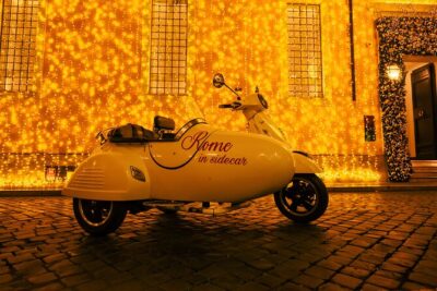 2h Xmas Lights Panoramic Vespa Sidecar Tour - What you’re actually getting: sidecar seating, helmets, and real comfort