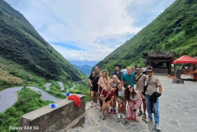 3-day Motorbike Ha Giang Loop Luxury Tour With Easy Rider - Day 1 (Ha Giang to Dong Van): Pass Hopping and a Palace Stop That Feels Like a Time Machine
