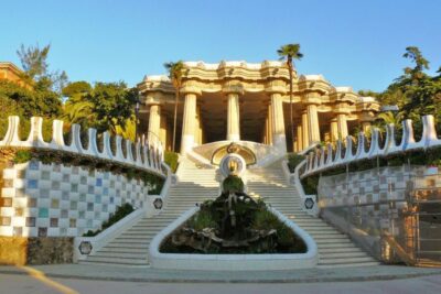Barcelona: Half Day Tour on Sidecar Motorcycle - Hotel pick-up and 3.5 hours: the sweet spot for first-timers