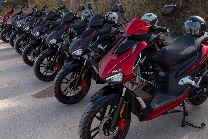 Blue Eye Motorbike Tour - The 3:00 pm Saranda rhythm: why the timing works