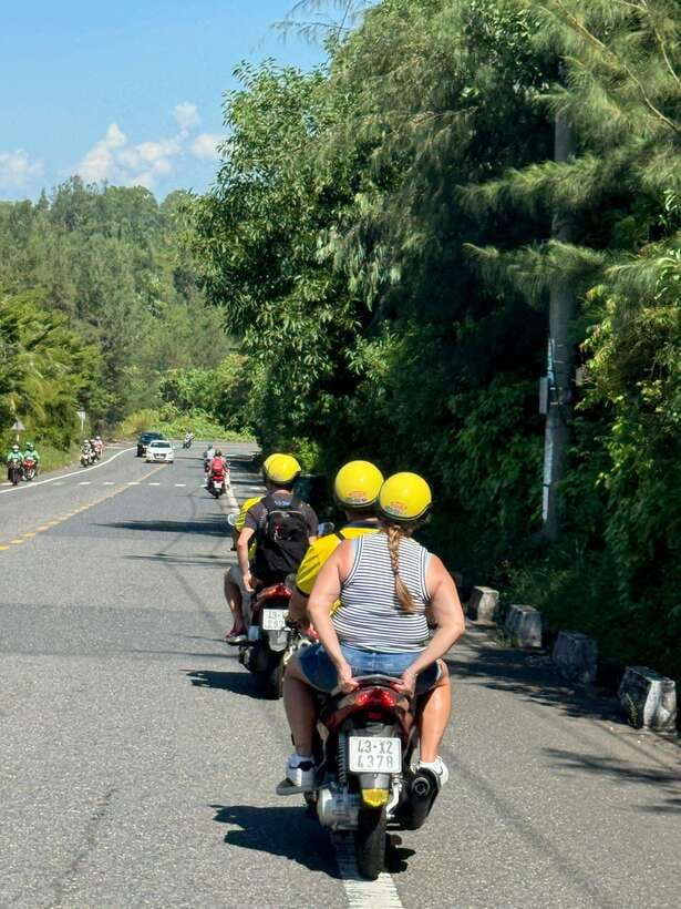 Da Nang City Adventures by Motorbike - Getting picked up and finding your driver fast