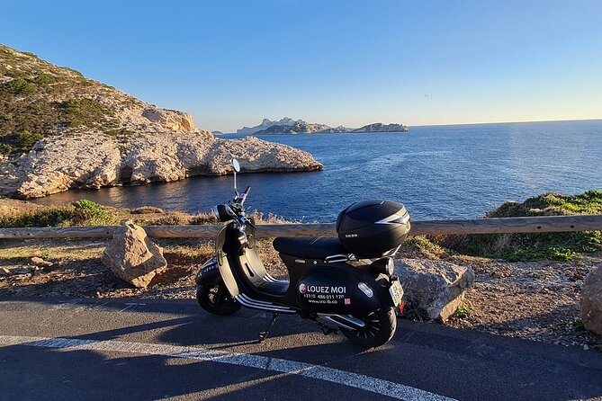 E-motorbike virtual guided tour in Marseille - Why Marseille Works So Well on an E-Scooter