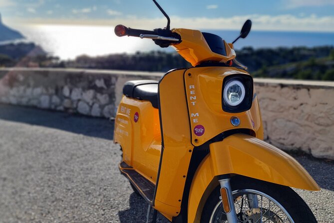E-motorbike virtual guided tour in Marseille - Getting Started at Trolib25 Quai de Rive Neuve (and What to Bring)