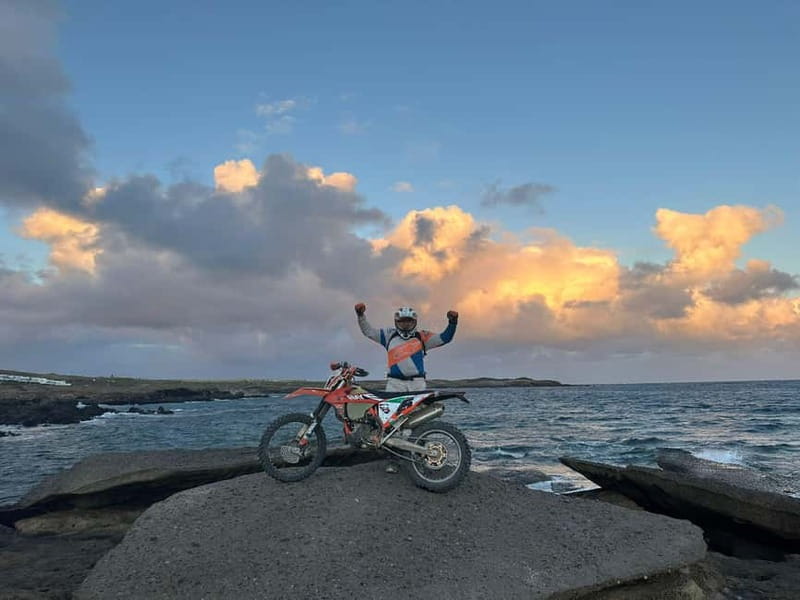 Enduro Motorbike Adventure Trip Tenerife - What’s included: the riding kit you’d otherwise have to rent