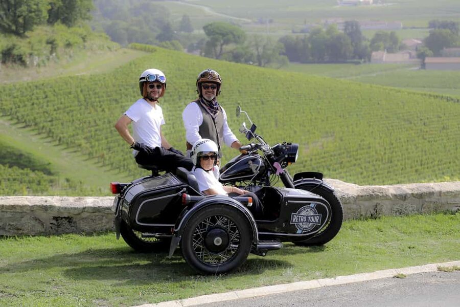 From Bordeaux: Saint-Emilion Wine Tour in a Sidecar - The 8-hour flow: hotel pickup to vineyards to village stroll