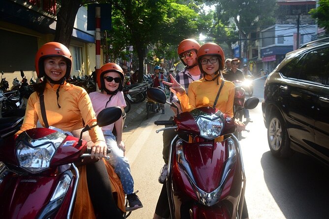 Hanoi Motorbike Tour Led By Women: Hanoi Motorbike Food Tours - Hồ Trúc Bạch West Lake Photos and a Guard March at Night