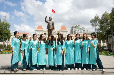 HCMC: Female Rider: Saigon Motorbike Adventures - The all-female rider team: safety, style, and conversation