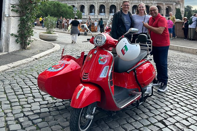 Rome Private Tour in a Vintage Vespa Sidecar Style for 90 Minutes - Circus Maximus and Palatine Hill: When Rome Feels Bigger