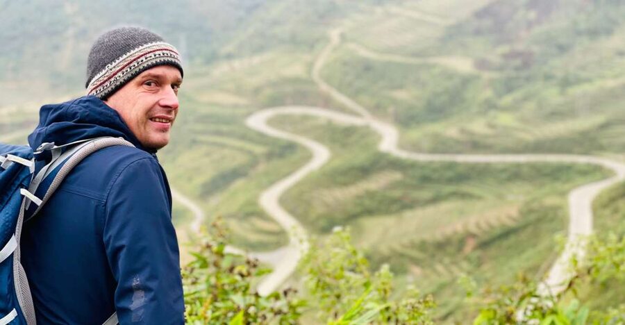Sa Pa: Guided Motorbike Tour to Ethnic Villages with Lunch - Getting out of town: why a motorbike works in Sa Pa