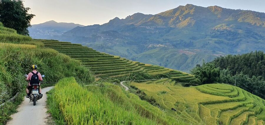 Sa Pa: Guided Motorbike Tour to Ethnic Villages with Lunch - Hang Da lunch: food break plus big mountain air