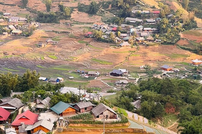 Sapa Half-Day Motorbike Tour: Villages & Rice Fields - Ta Van Village: friendly pace at the foot of the mountain