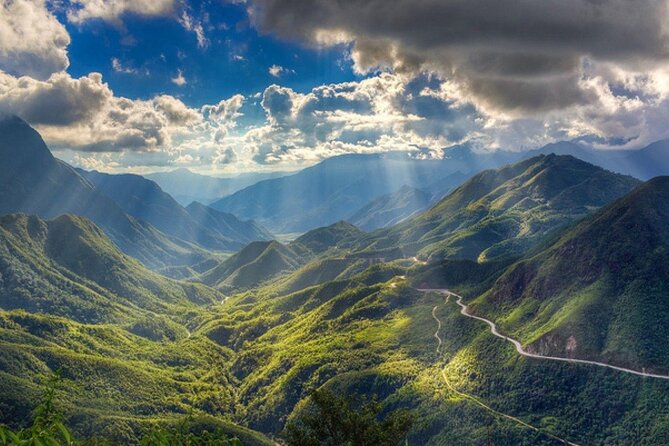 SaPa Motorbike Tour - Half day - Visit Waterfall - Weather and what to wear on the pass