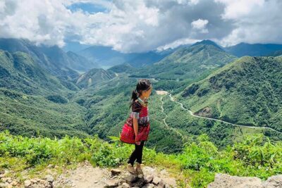 Sapa Motorbike Tour With Local Guide 1 Day - Waterfalls, Villages - Thác Bạc (Silver Waterfall): the short walk that’s actually the point