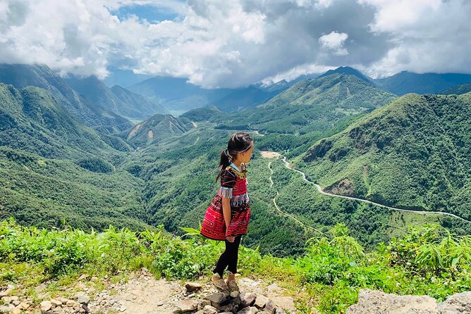 Sapa Motorbike Tour With Local Guide 1 Day - Waterfalls, Villages - Thác Bạc (Silver Waterfall): the short walk that’s actually the point