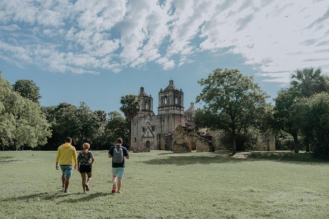 VESPA SiDECAR Tour in San Antonio with Tacos - Market Square and San Fernando Cathedral: Quick Stops, Clear Payoffs